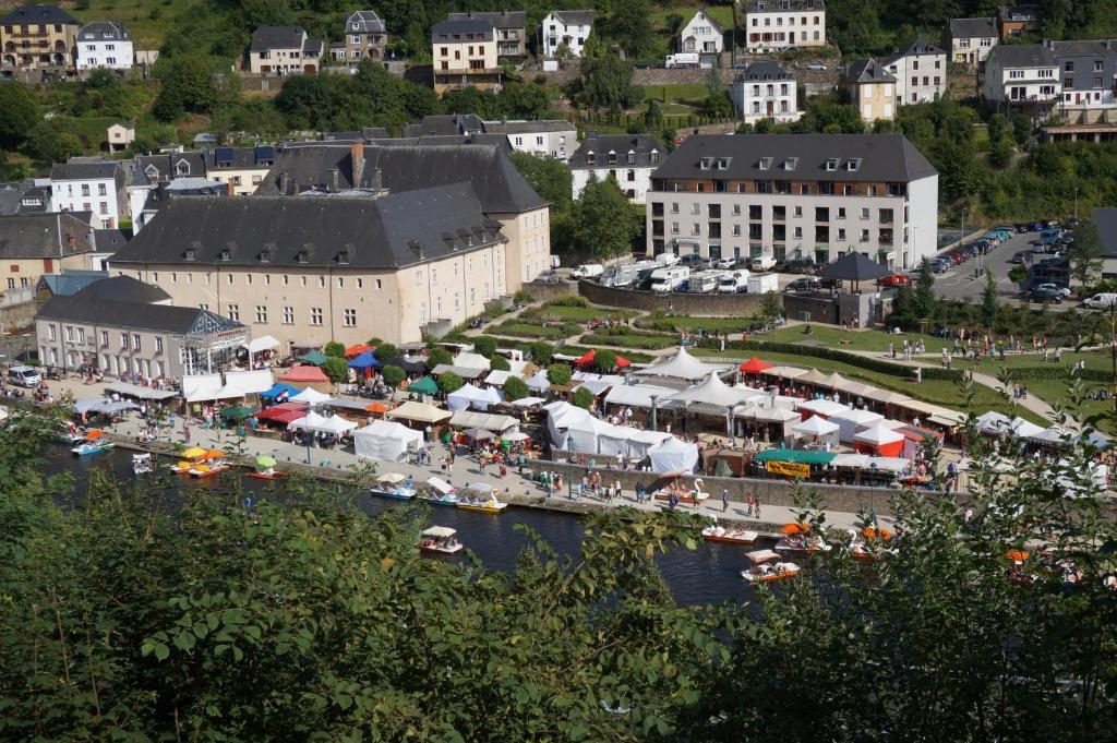 Gite La Gernelle Bouillon Luaran gambar
